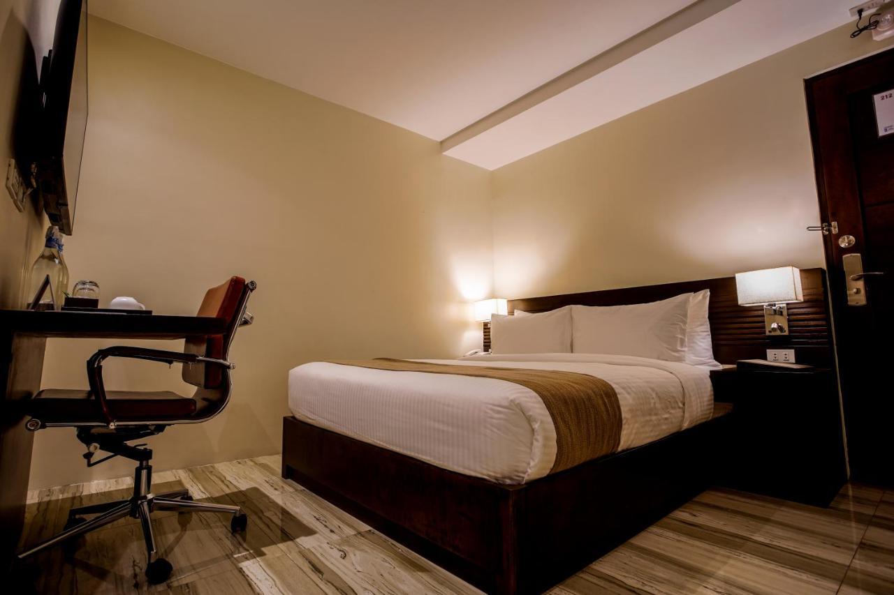 Hotel Areca ليغاسبي المظهر الخارجي الصورة