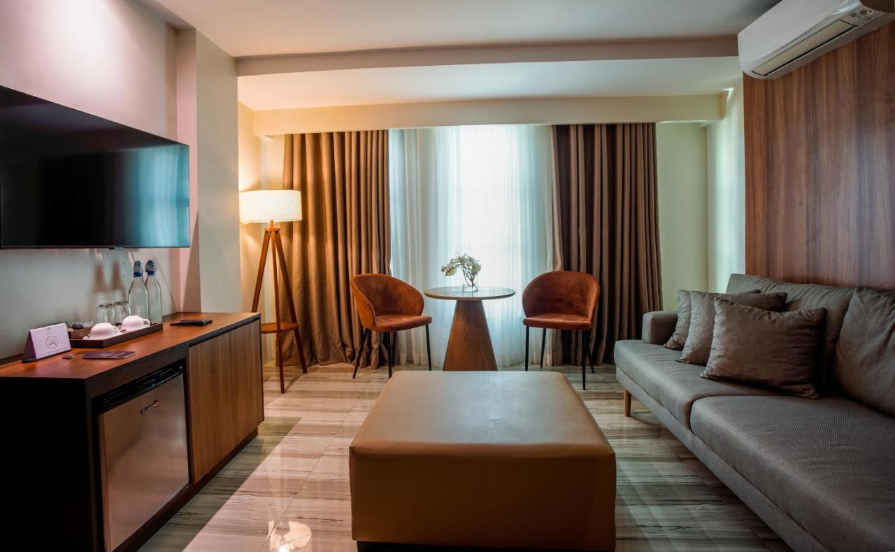 Hotel Areca ليغاسبي المظهر الخارجي الصورة