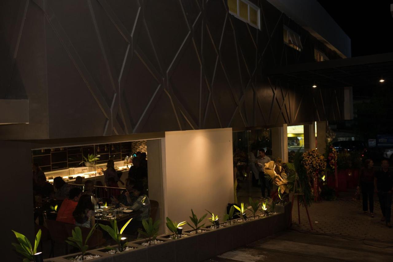 Hotel Areca ليغاسبي المظهر الخارجي الصورة