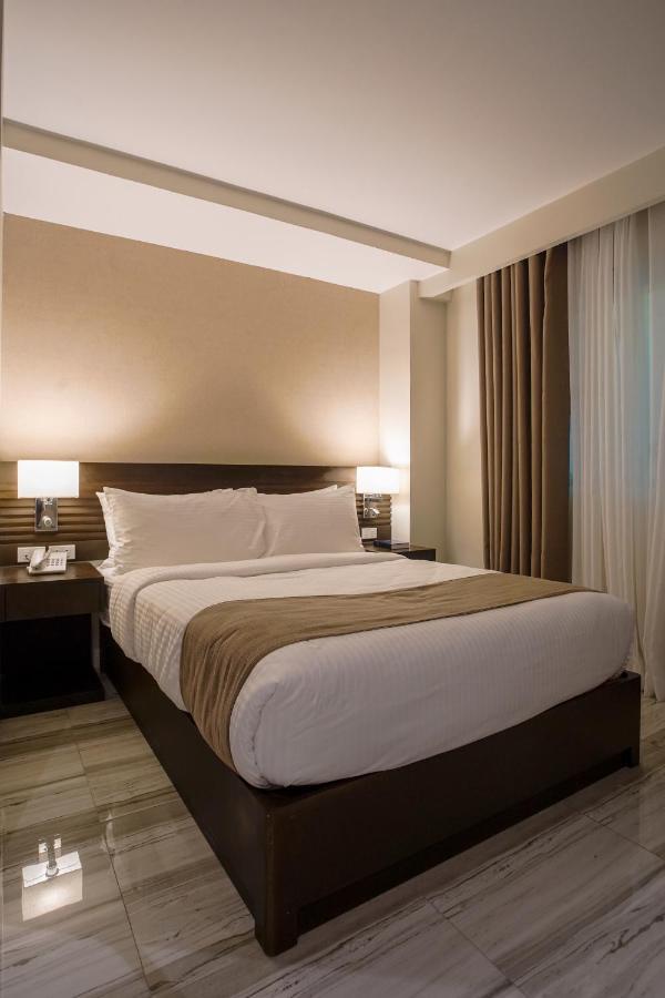 Hotel Areca ليغاسبي المظهر الخارجي الصورة