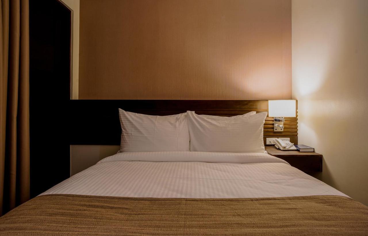Hotel Areca ليغاسبي المظهر الخارجي الصورة