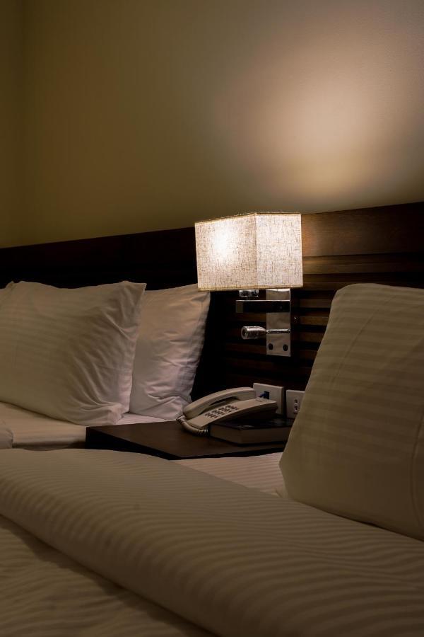 Hotel Areca ليغاسبي المظهر الخارجي الصورة
