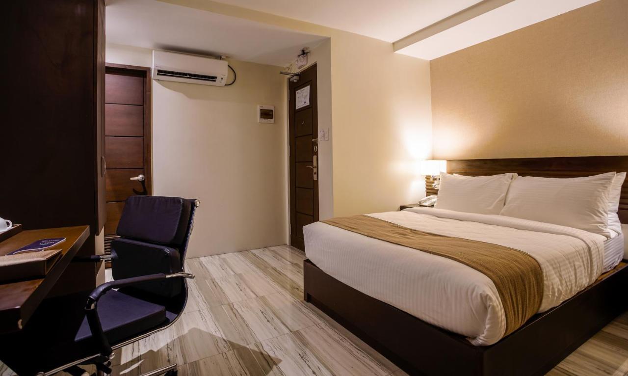 Hotel Areca ليغاسبي المظهر الخارجي الصورة