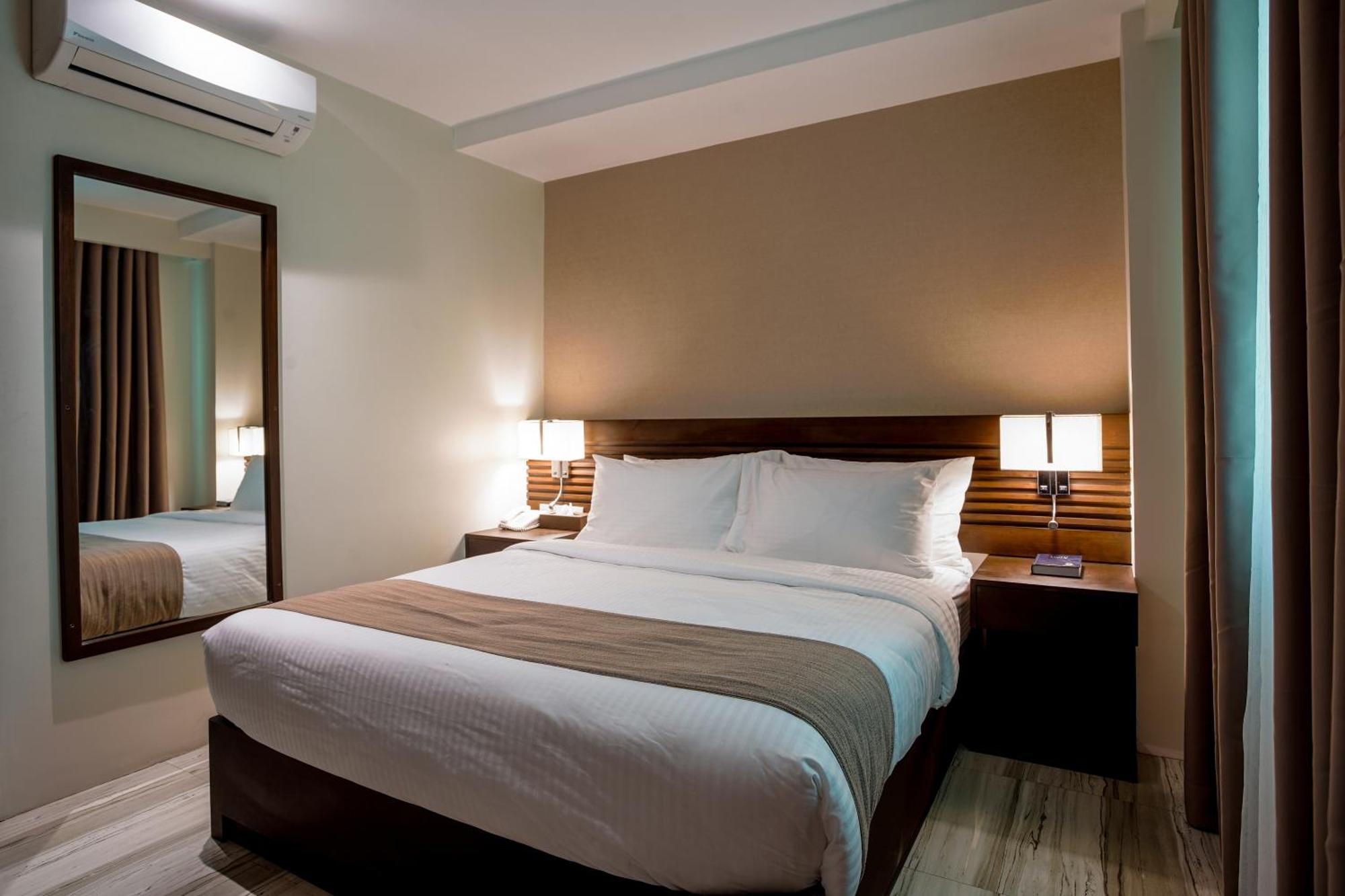 Hotel Areca ليغاسبي المظهر الخارجي الصورة